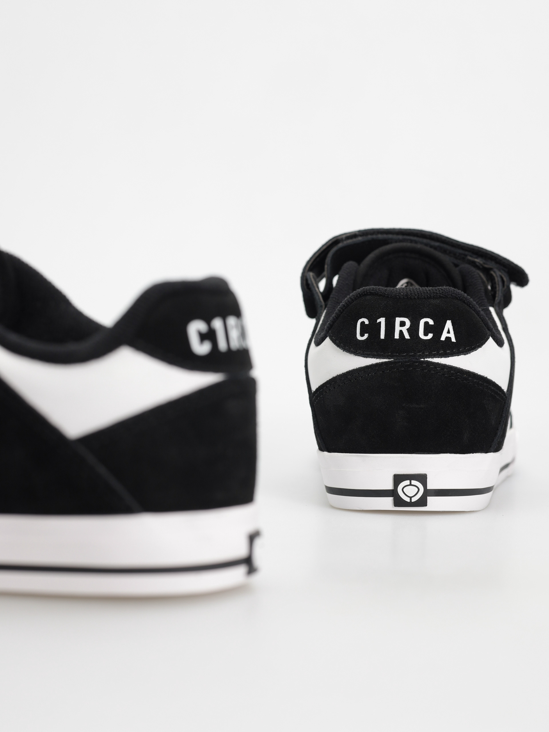 Zapatilla C1rca 205 VULC- black white