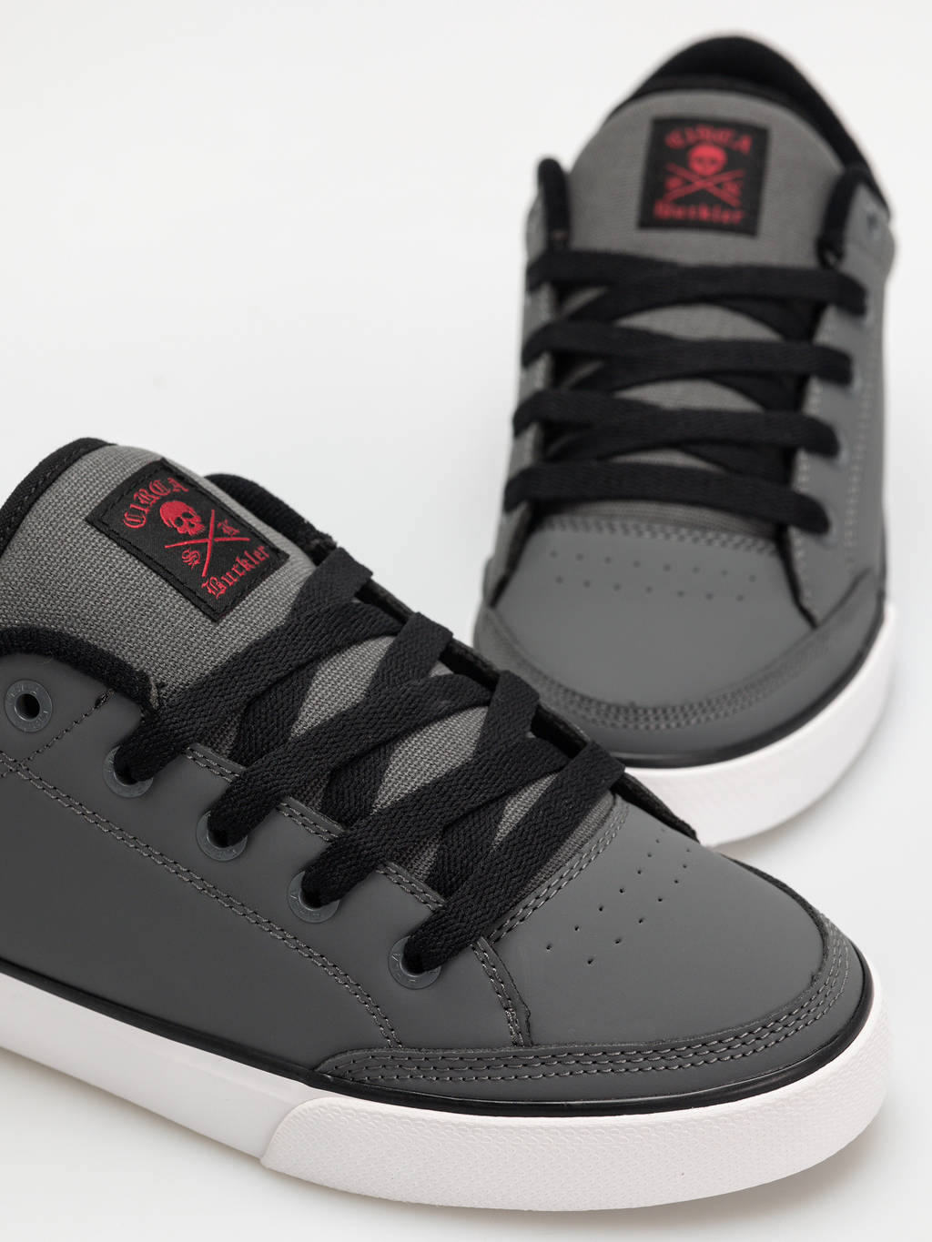 Zapatillas C1rca Buckler SK - grey (asphalt/caviar/red)