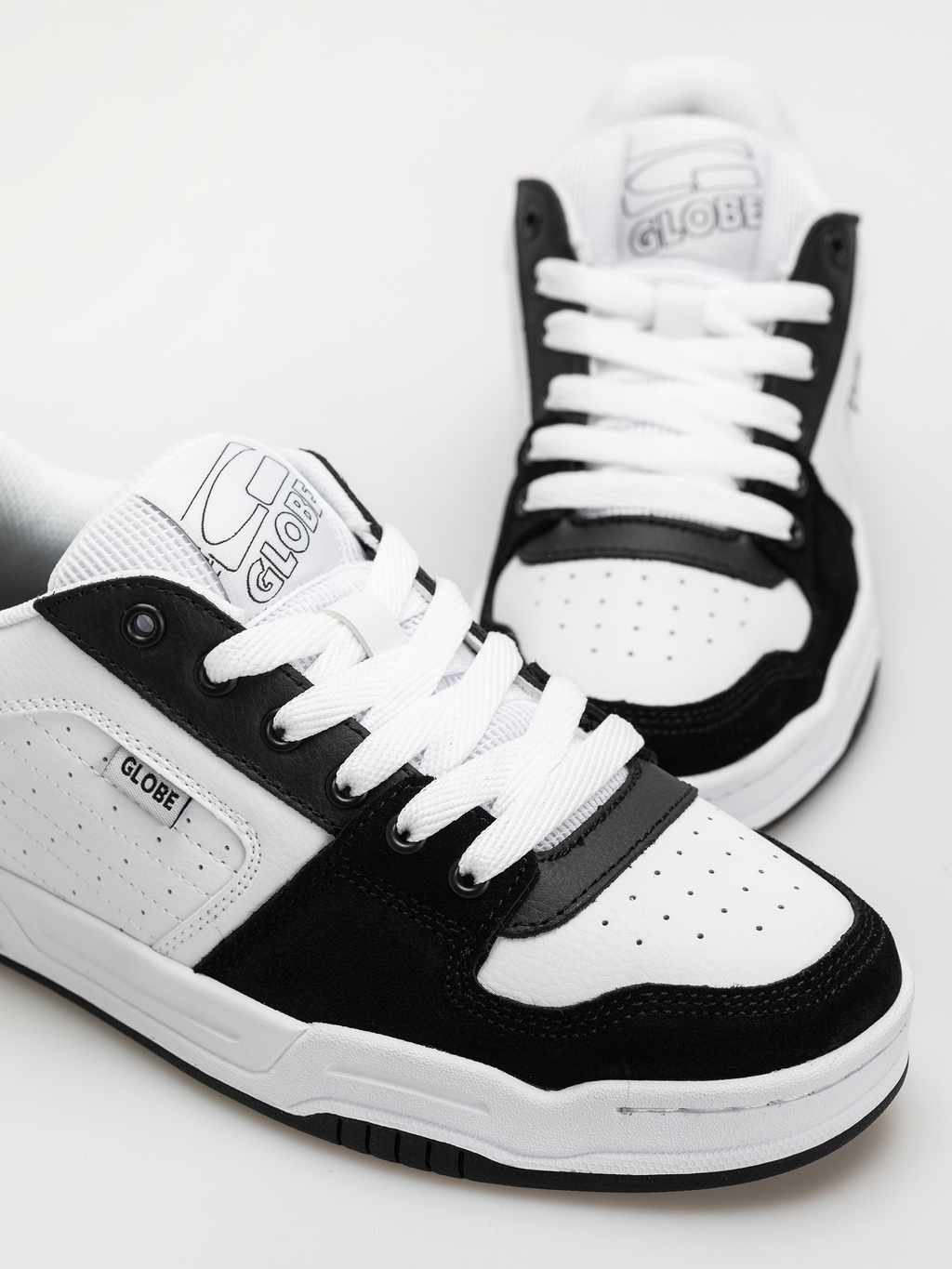 MOJO 2.0-BLACK/WHITE