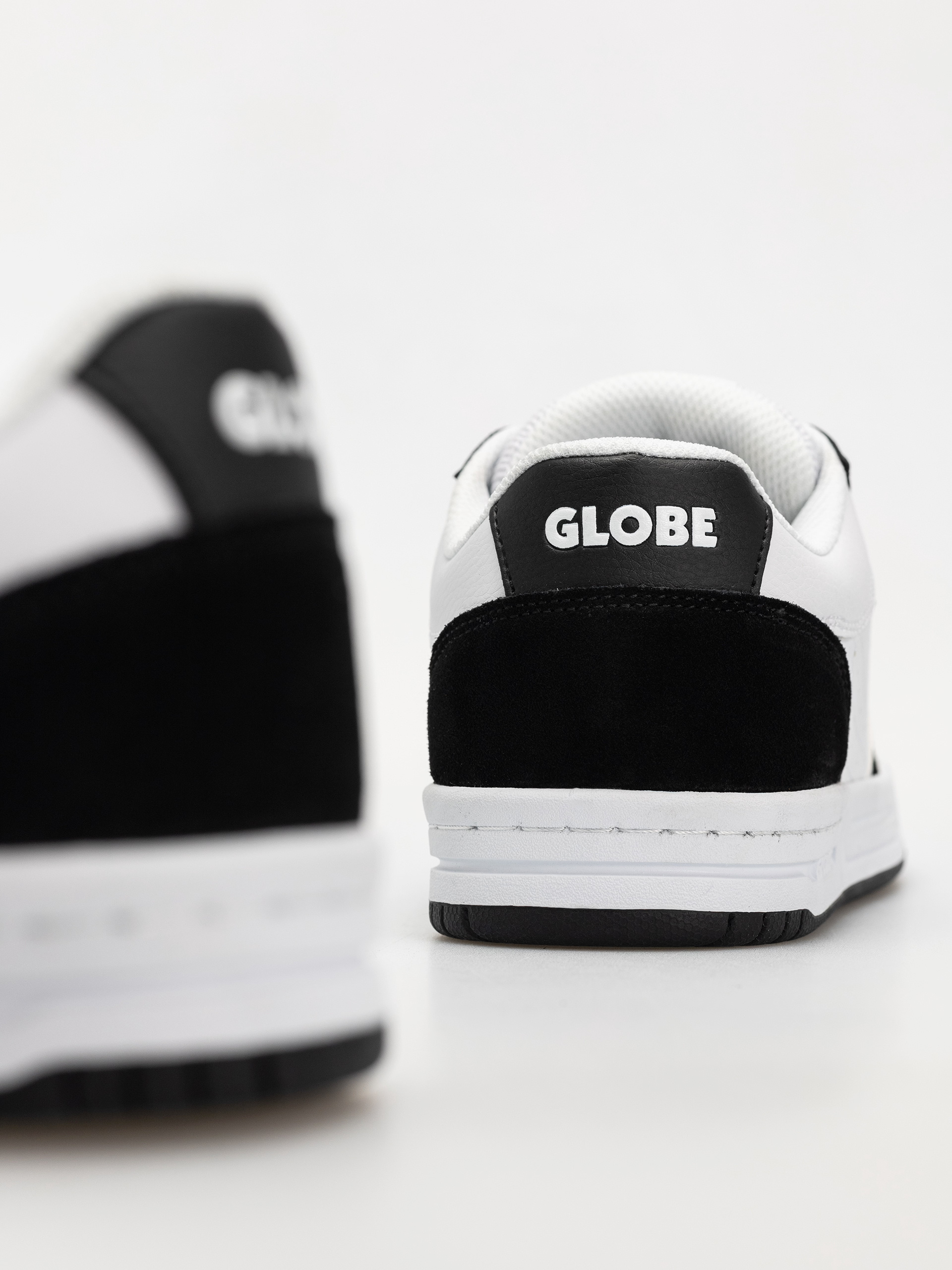 MOJO 2.0-BLACK/WHITE