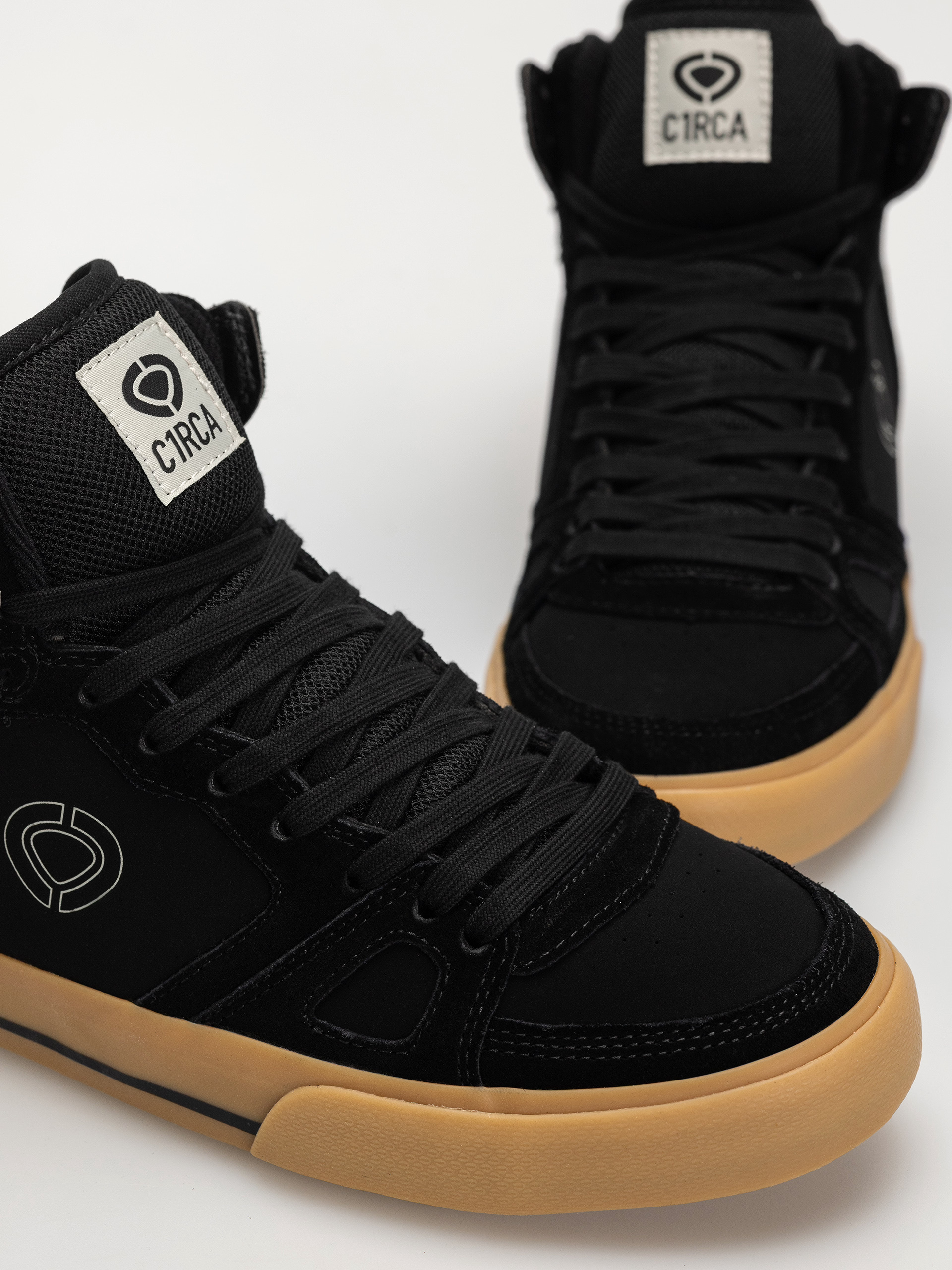 99 VULC-Black/Gum