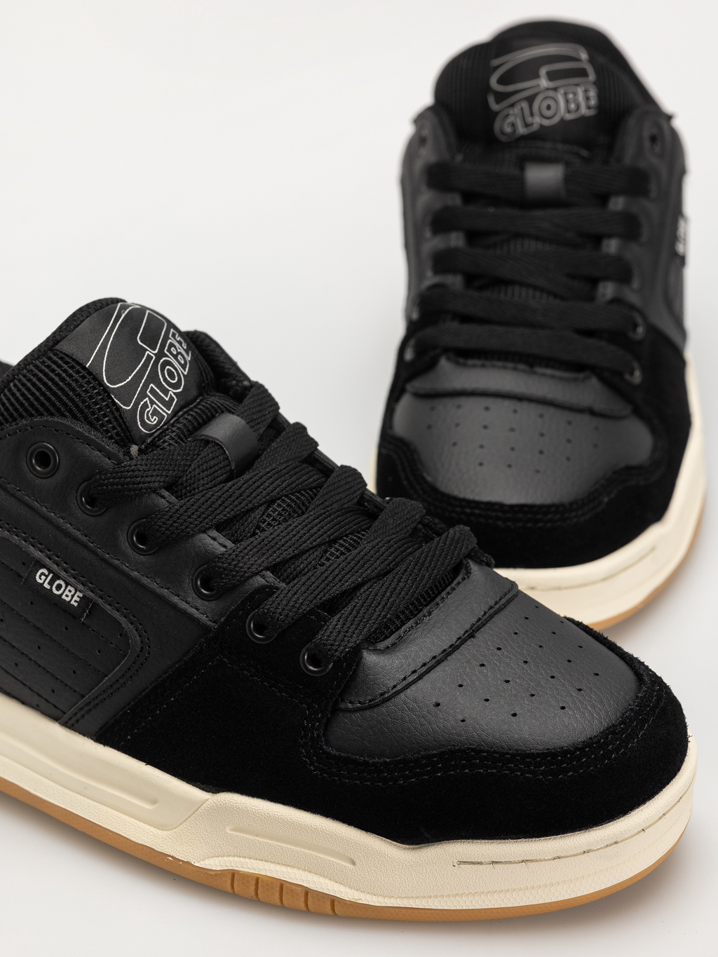 MOJO 2.0-BLACK/ANTIQUE WHITE