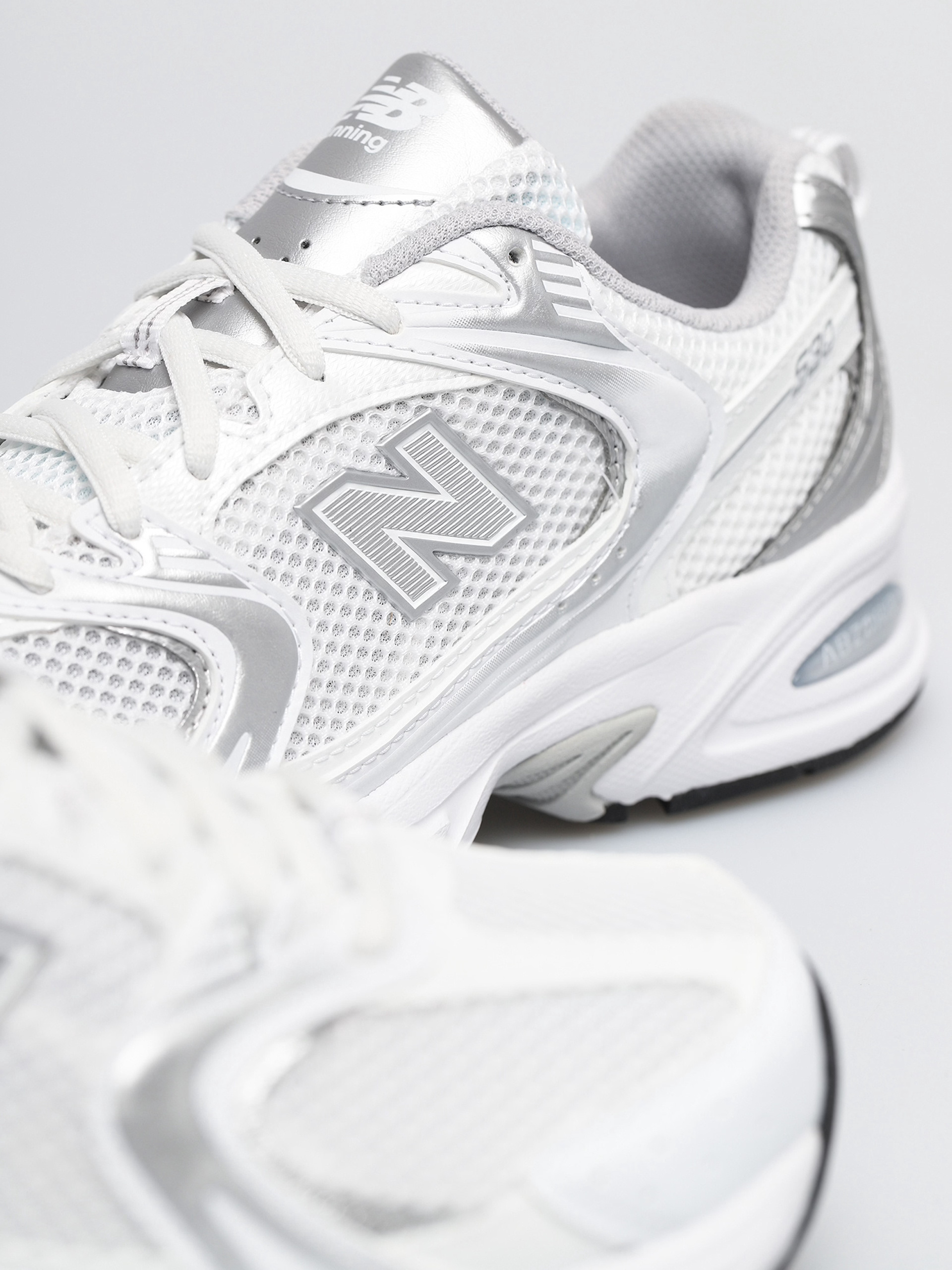New Balance 530 silver