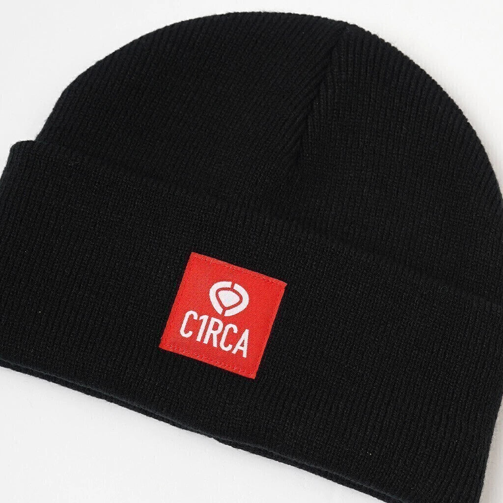 CUFFED CLASSIC LOGO BEANIE BLACK